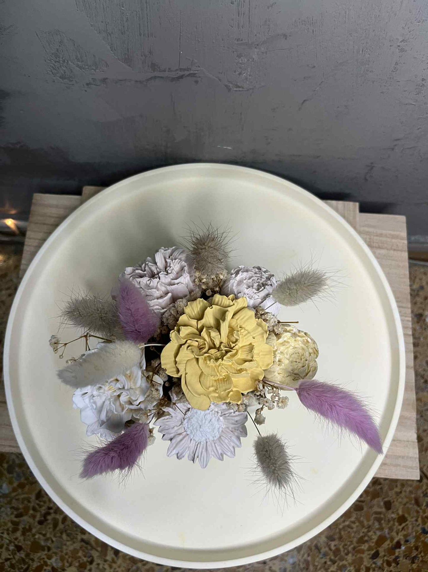 Κασπώ Πορσελάνης με Λουλούδια